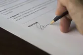 Slik leser du vilkårene